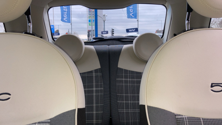 Fiat 500 1.0 Mild Hybrid Lounge 3dr Petrol Hatchback